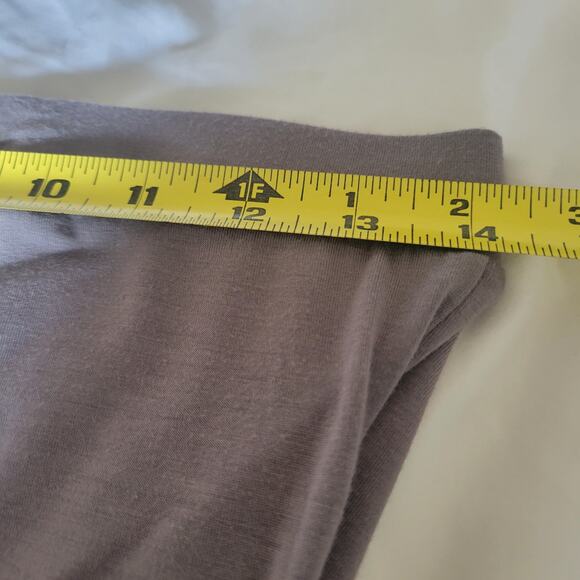 Tahari Women Leggings Size Small Gray Color Very Soft Comfy Designer - Picture 7 of 8